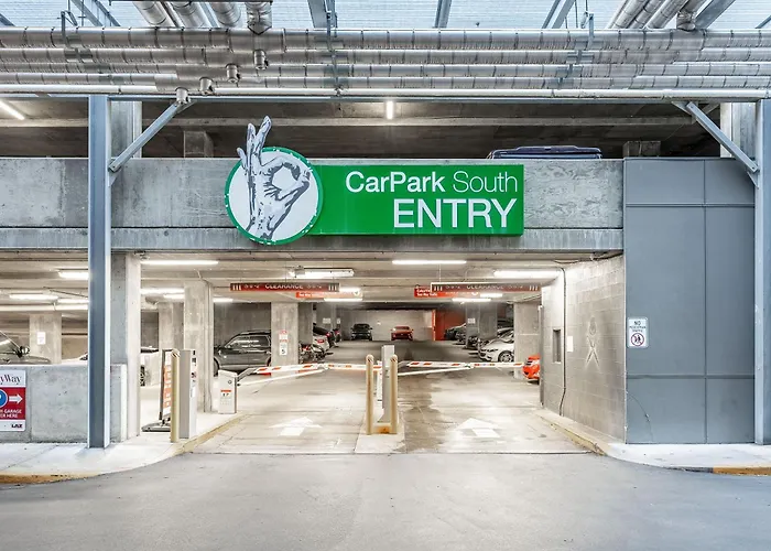 Free Parking Gym & Pool Downtown At Cityway